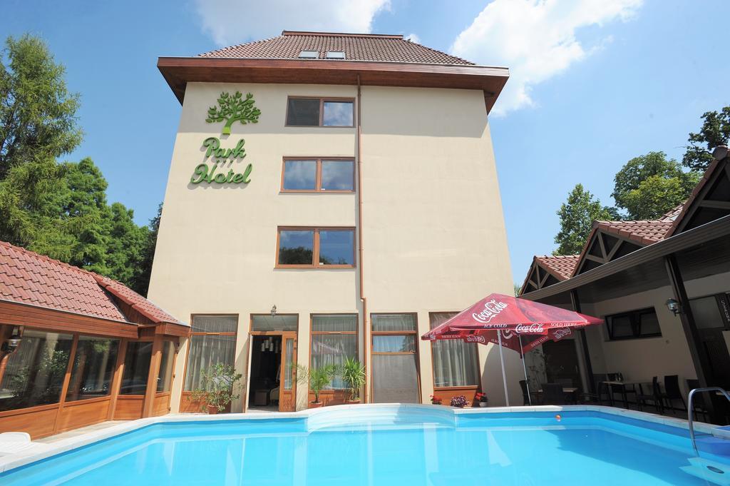Park Hotel Gyula Eksteriør billede