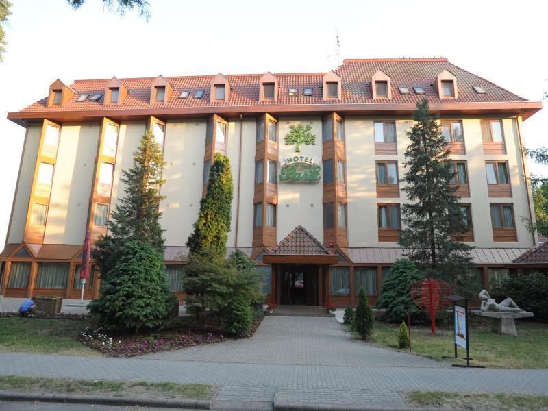 Park Hotel Gyula Eksteriør billede