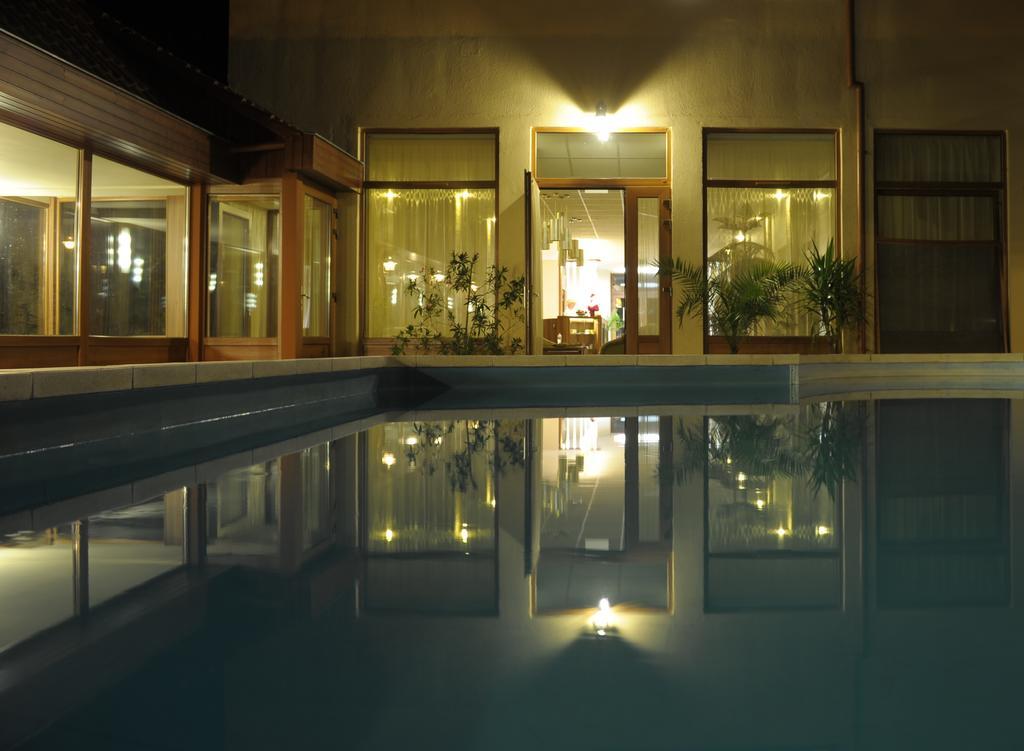 Park Hotel Gyula Eksteriør billede